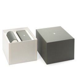 Set de barbierit cu aparat de ras Mach3 si pamatuf cu par de bursuc cu maner de rasina KOSMO S281K876